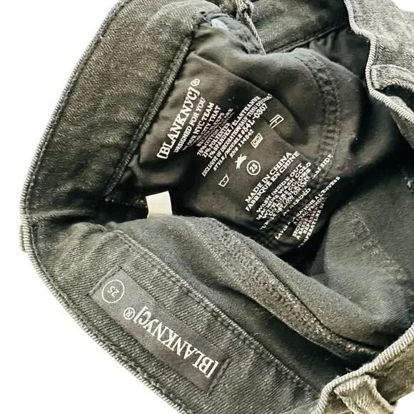 Blank NYC Lace Up Front Denim Mini Skirt Black Size 25 Fray Raw Hem - Picture 4 of 7